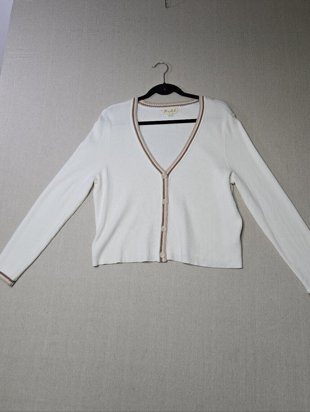 Marled White Ribbed V-Neck Cardigan with Beige & Tan Trim